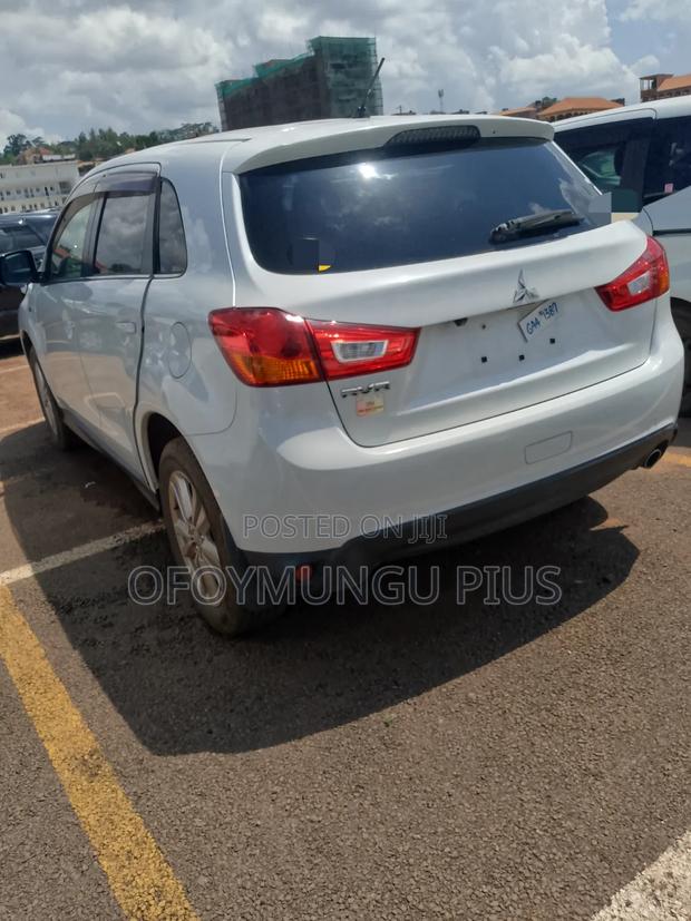 Mitsubishi RVR 2013 White