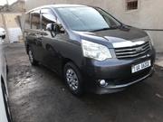 Toyota Noah 2012 Gray for sale