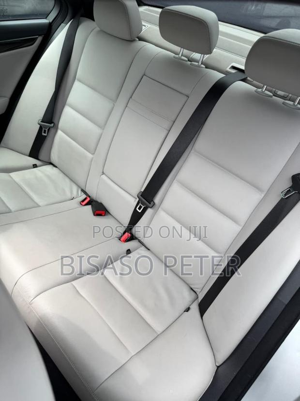 Mercedes-Benz C200 2014 Silver