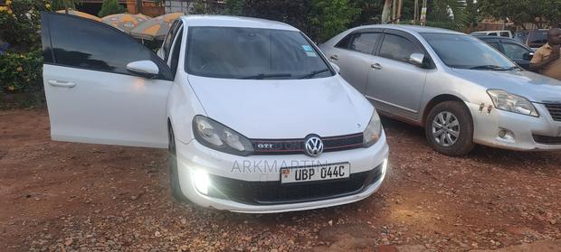 Volkswagen Golf GTI 2012 White