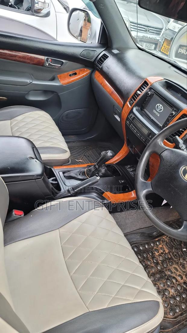 Toyota Land Cruiser Prado 2008 Silver