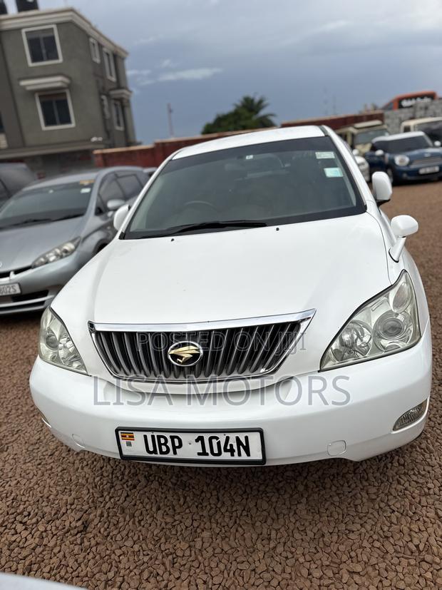 Toyota Harrier 2.4 2008 White