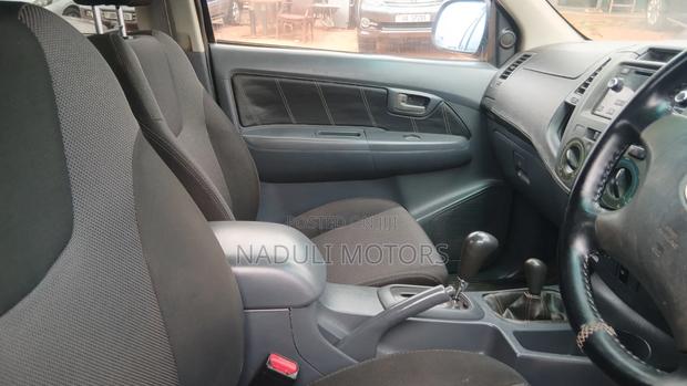 Toyota Hilux 2008 Gold