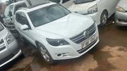 Volkswagen Tiguan SE 2010 White for sale
