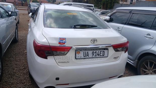 Toyota Mark X 2012 White