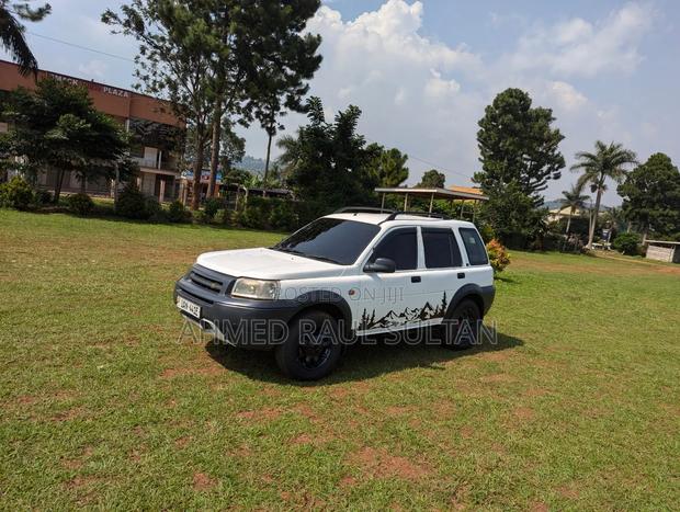 Land Rover Freelander 2001 White