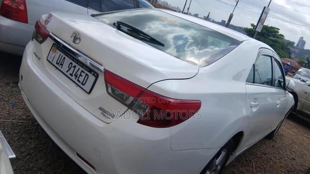 Toyota Mark X 2012 White