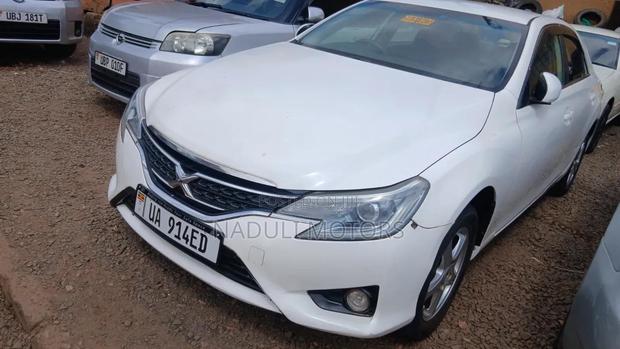 Toyota Mark X 2012 White