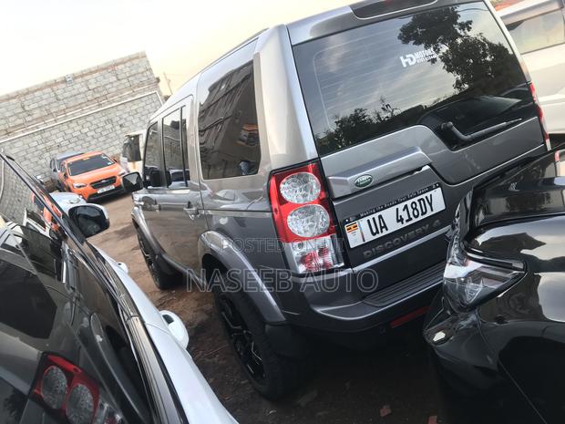 Land Rover Discovery 2013 Gray