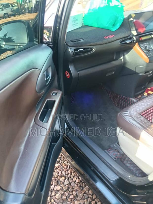 Toyota Wish 2010 Black