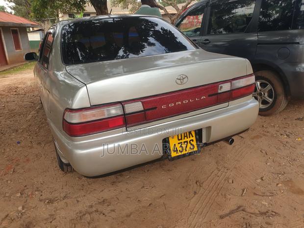 Toyota Corolla Sedan 1998 Silver