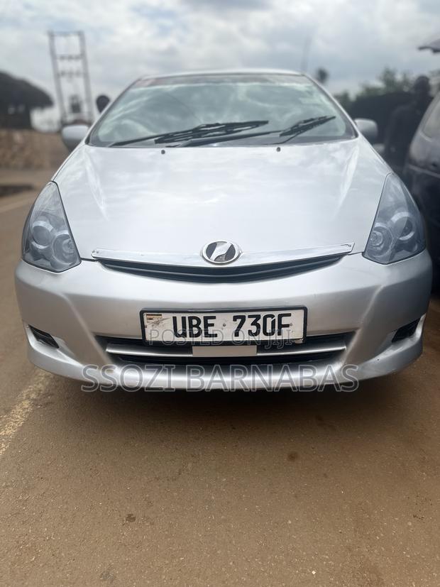 Toyota Wish 2007 Silver