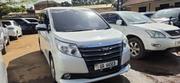 Toyota Noah 2018 White for sale