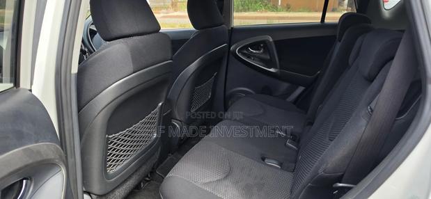Toyota RAV4 2015 White