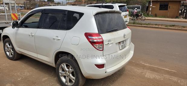 Toyota RAV4 2015 White