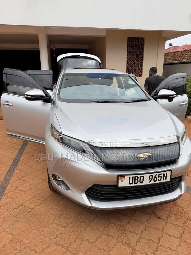 Toyota Harrier 2016 Silver