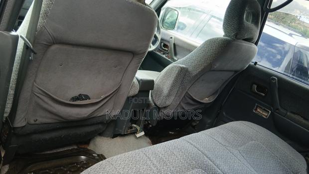 Mitsubishi Pajero 2002 Silver