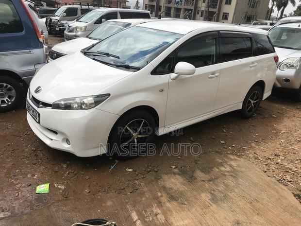 Toyota Wish 2009 White
