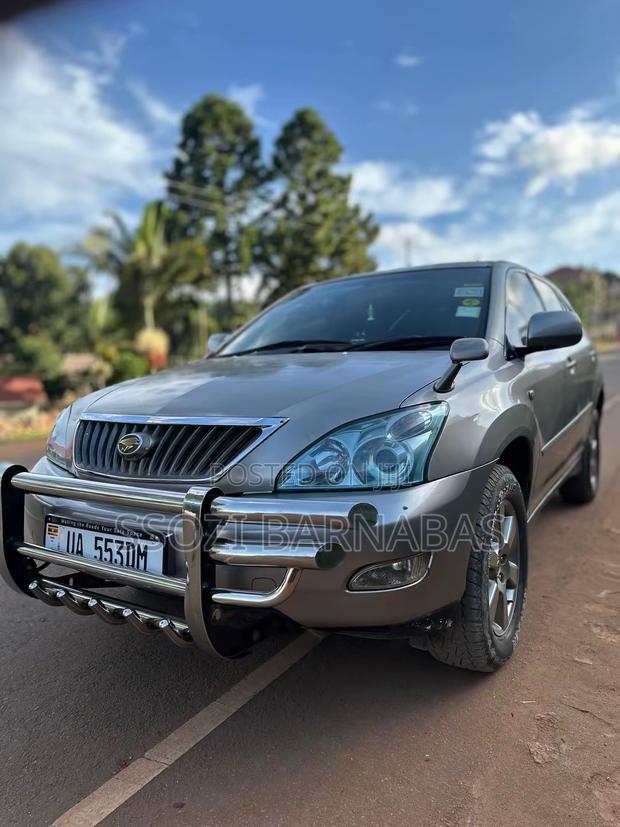 Toyota Harrier 2009 Silver