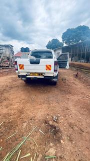 Nissan Hardbody 2000i 2006 White for sale