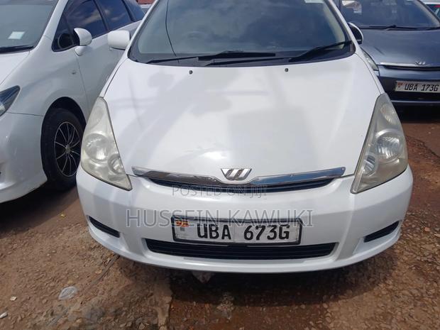 Toyota Wish 2005 White