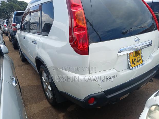 Nissan X-Trail 2010 White