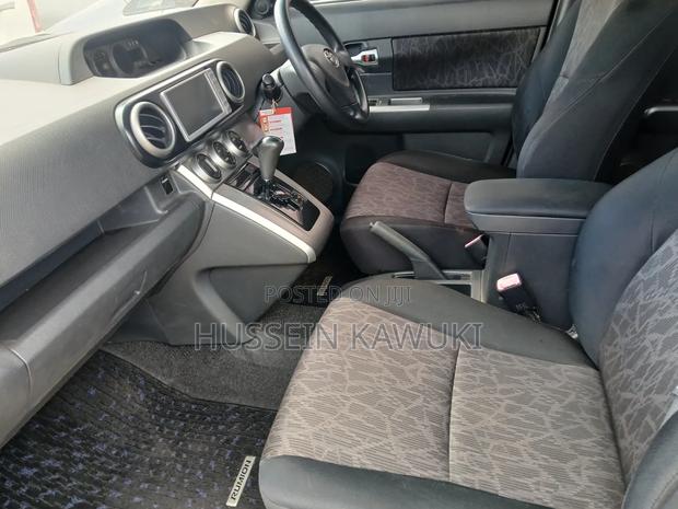 Toyota Corolla Rumion 2010 Silver