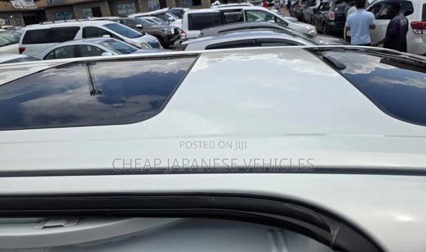 Toyota Noah 2.0 FWD (8 Seater) 2018 White