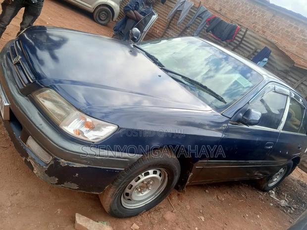 Toyota Premio 2001 Blue