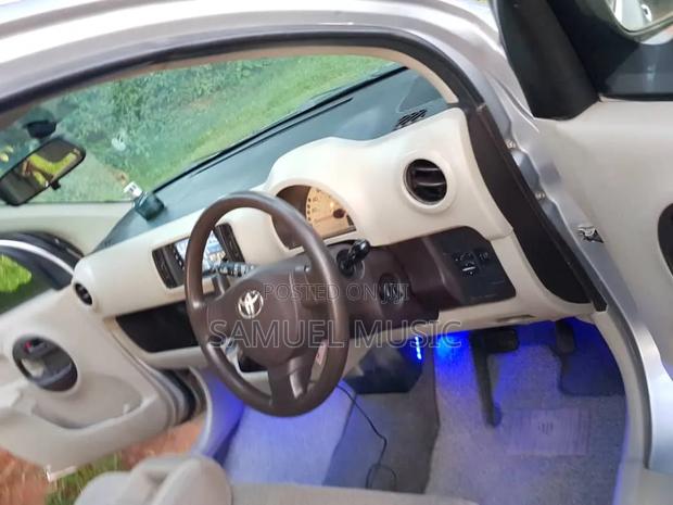 Toyota Passo 1.0 AWD 2010 Silver