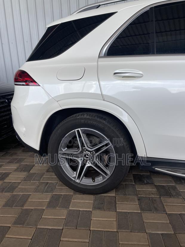 Mercedes-Benz GLE-Class GLE 400d 4MATIC 2020 White