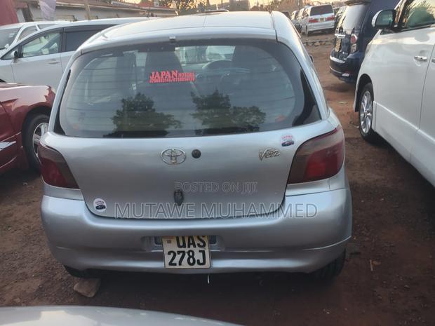 Toyota Vitz 2007 Silver