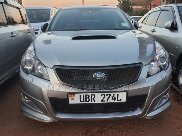 Subaru Legacy 2011 Silver