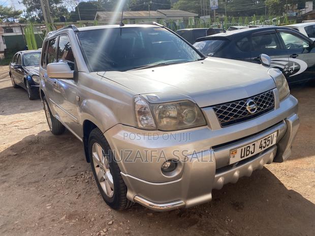 Nissan X-Trail 2010 White