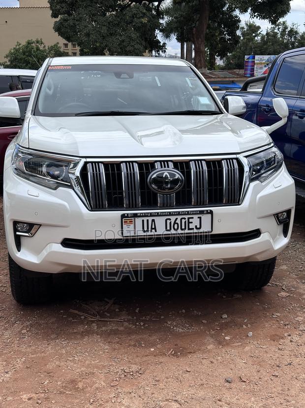Toyota Land Cruiser Prado 2018 Pearl