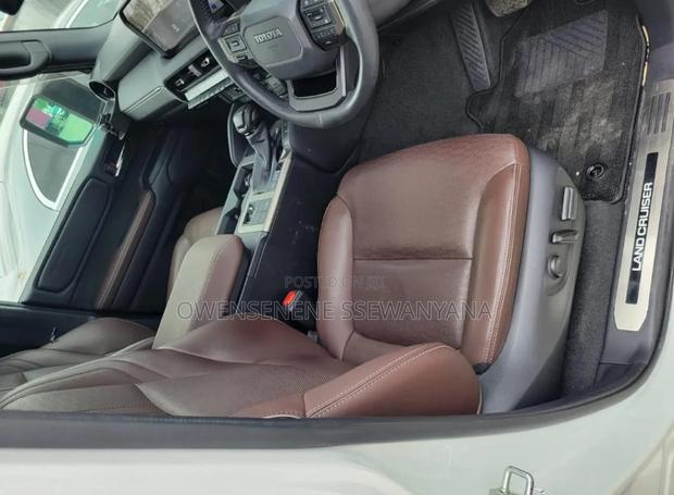 New Toyota Land Cruiser Prado 2025 White