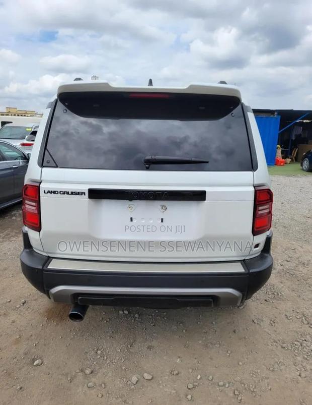 New Toyota Land Cruiser Prado 2025 White
