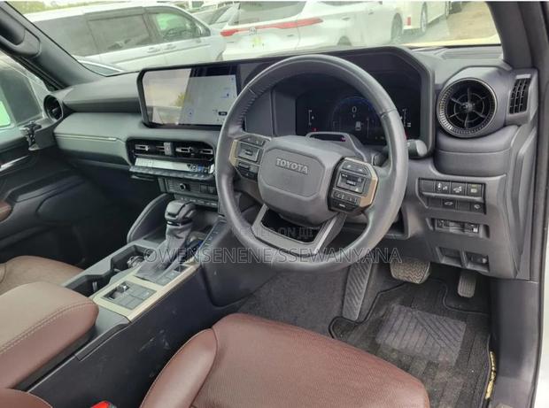 New Toyota Land Cruiser Prado 2025 White