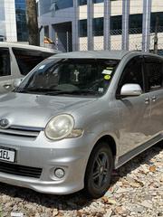 Toyota Sienta 2009 Silver for sale