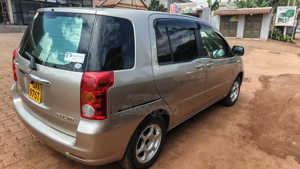 Toyota Raum 1.5 AWD 2004 Silver