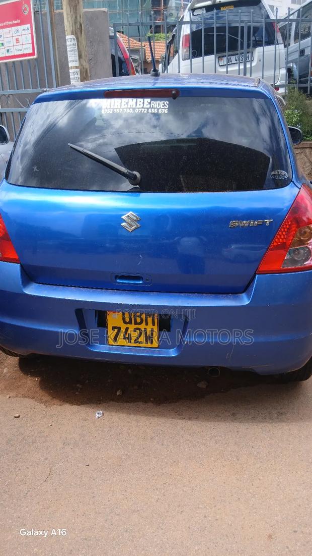 Suzuki Swift 2009 Blue