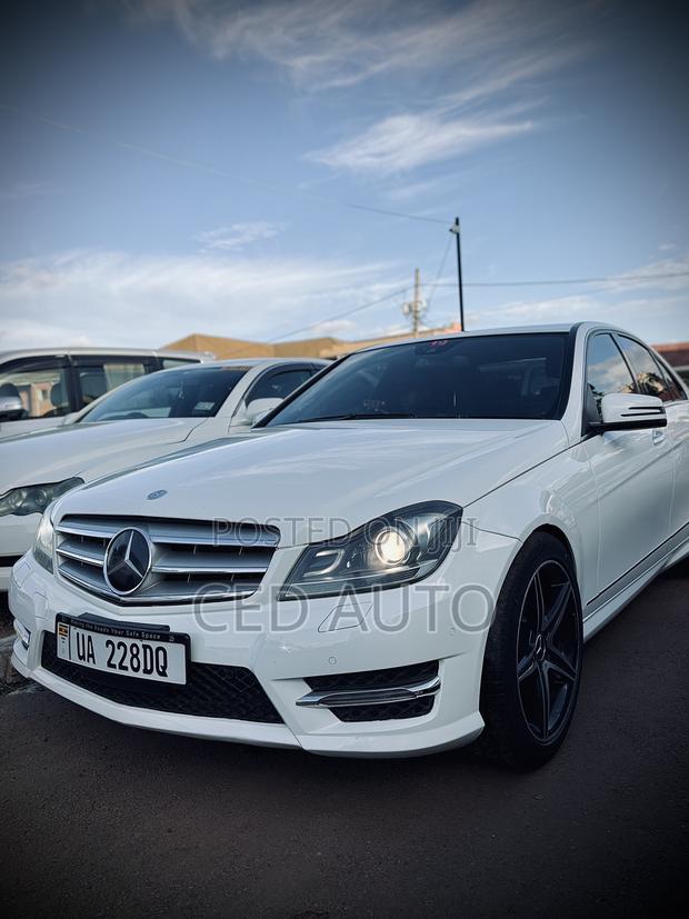 Mercedes-Benz C200 2012 White