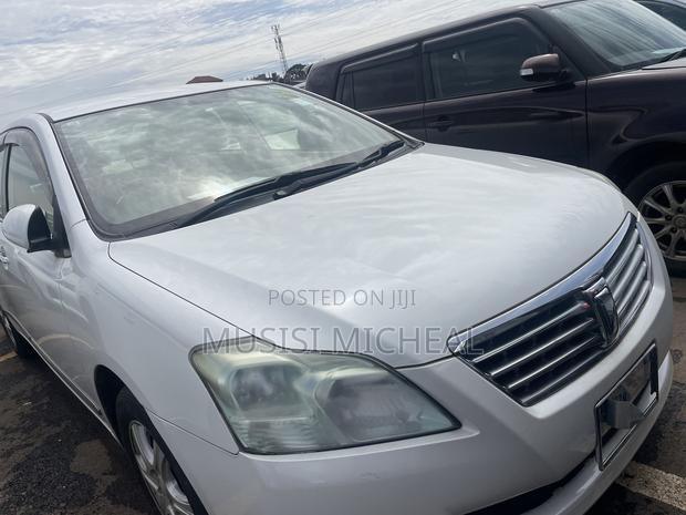Toyota Premio 1.8 FWD 2012 White