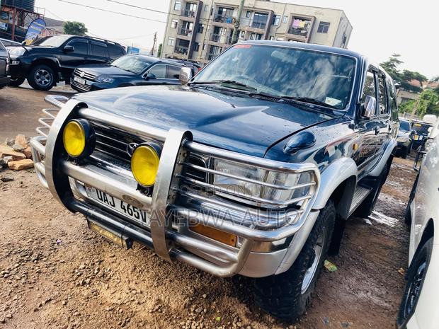 Toyota Hilux Surf 3.0DT 1997 Blue