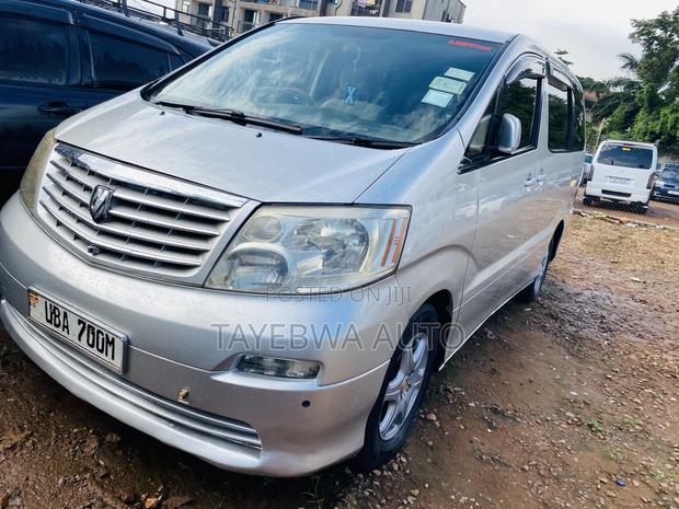 Toyota Alphard 2005 Silver