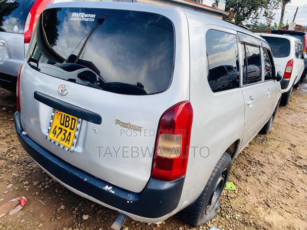 Toyota Probox 2006 Silver