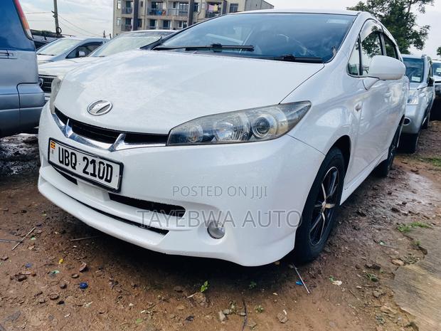 Toyota Wish 2010 White