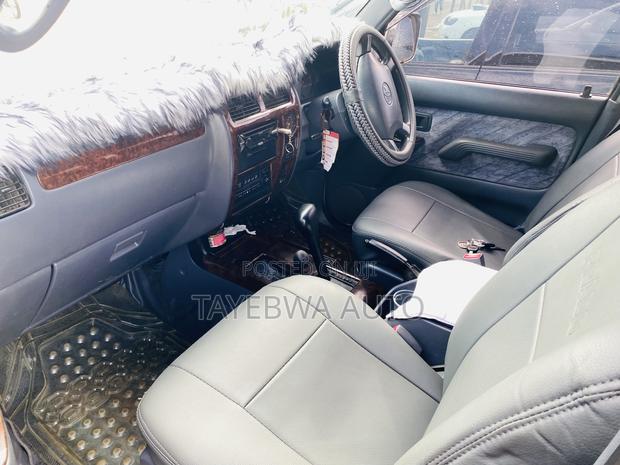 Toyota Land Cruiser Prado 2.7 16V 5dr 2000 White