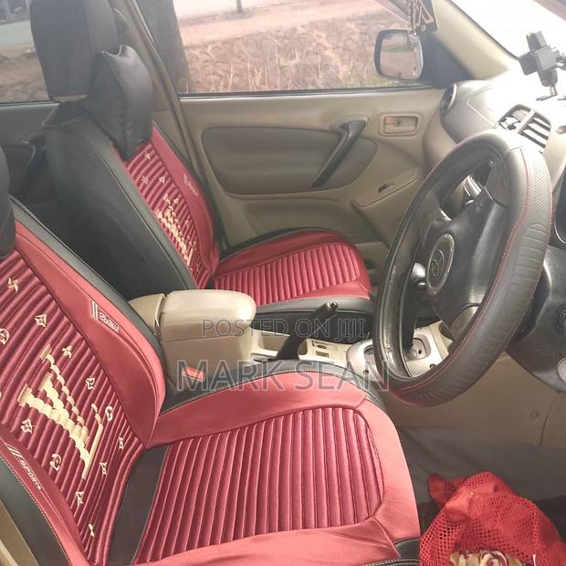 Toyota RAV4 2002 Beige
