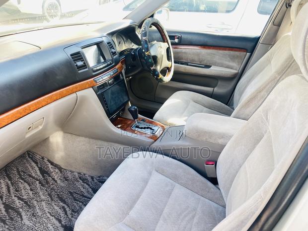 Toyota Mark II 2002 Silver